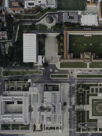 Small cell and Smart City Infrastructure